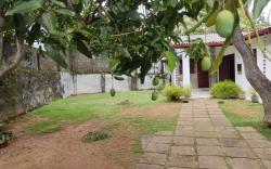 Diana Garden House 