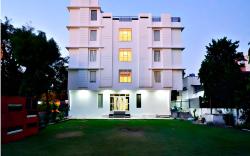 Hotel Mukund Villas