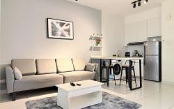 Classy 1BR@ Arte Mont Kiara pool View 1FreeParking
