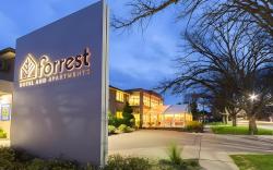 Forrest Hotel and Apartments