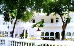 Garden Hotel