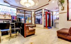 Spot International-Main Bazar Paharganj New Delhi