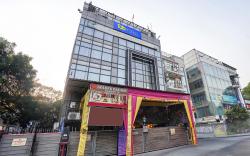 FabHotel Golden Eye Inn