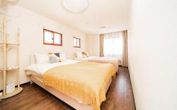 New Large Space 8ppl Flat Apt 2brs&tub