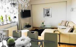 Villa Sunshine on the Lake Silver Suite big Garden
