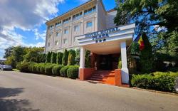 Hotel Royal Plaza By TimHotels