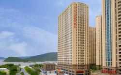 Vienna International Hotel Huizhou Daya Bay Binhai Park