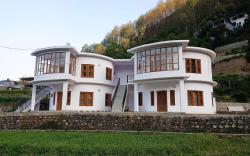 Chandra Villa Homestay