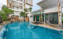 *Cozy Condo w/ Pool, Gym & Mountain View C193