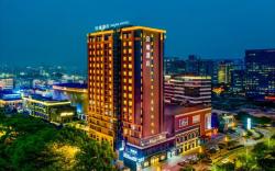 Anjin Hotel (Foshan Yihaigang Qiandeng Lake Branch)