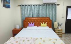 AP HOUSE *3 bedrooms*6 people*