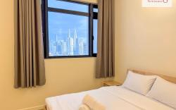 KLCC View | Netflix | Walk to LRT & Sunway Putra