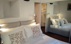 VFH Eustachi Stylish apartment