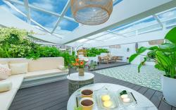 Manfei Apartment (Foshan Zumiao Lingnan Tiandi Branch)