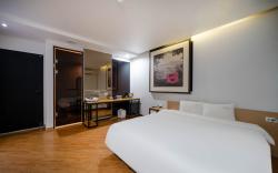 2 Heaven Hotel