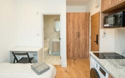 Deluxe Double Studio F5 - Maida Vale!