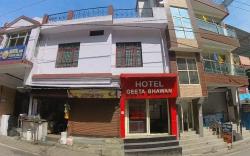 Geeta HomeStay