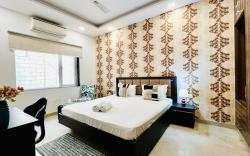 BluO 2BHK City Centre - Balcony, Lift, Terrace