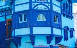 Dylan Cafe And Guest House