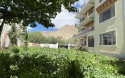 ZLATAN GUEST HOUSE