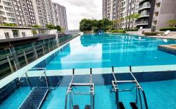 Southville Luxury @ Savanna Executive 3Bedroom