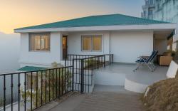 Hampton Villa Retreat 