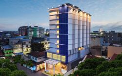 Aston Inn Pantai Losari Makassar