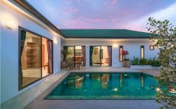*Next-Door Villas 6BR 2 Pools For Group Vibe! V193