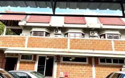 Yoyi Guesthouse