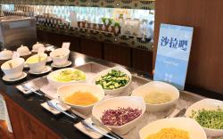 Howard Kenting Wonder House