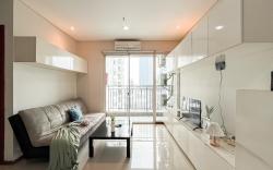 Nice Cozy 3BR Apt at Thamrin Residence By Travelio