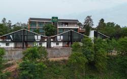 Maanfah Hotel