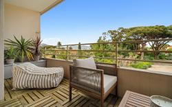 Modern apartment with sea view - 2BR - 4P