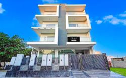 Super Collection O Sector 86 Noida