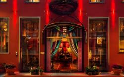 Dorsia Hotel & Restaurant