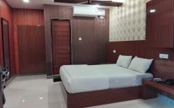 Townhouse Jawaharlal Nehru Stadium Chennai Central Formerly Akshaya Guest House