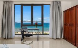 Cocorico Da Nang Beach Hotel