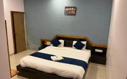 Hotel Madhuvan Villa 