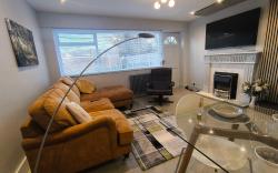 Spotless and Spacious Manchester Home