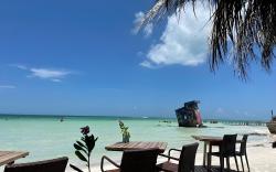 La Puerta Azul Beachfront - Adults Only