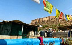 Bob Hostel