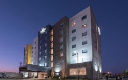 Microtel Inn & Suites by Wyndham Irapuato