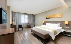 Home Inn Plus Jinan High Tech Zone Shunhua Road Wanda Convention and Exhibition Center