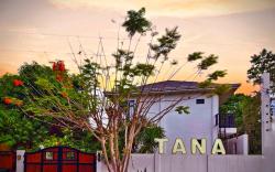 Tana Mysterious Garden Resort
