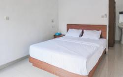 Joglo Guest House Syariah Mitra RedDoorz