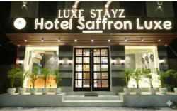 Luxe Stayz Saffron