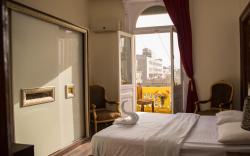 New Grand Royal Hotel