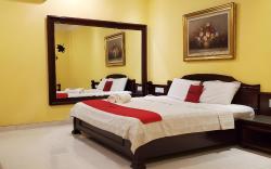 RedDoorz Plus near Dunia Fantasi Ancol