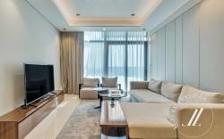 Luxury 2BDR Apartment with Private Balcony