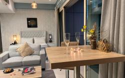 Charming Studio with Balcony